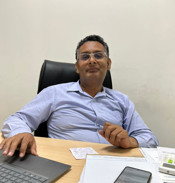 Dr Sunil Dhingra